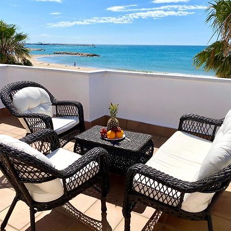 House In Front Of The Beach With Sea View Cambrils Exterior foto