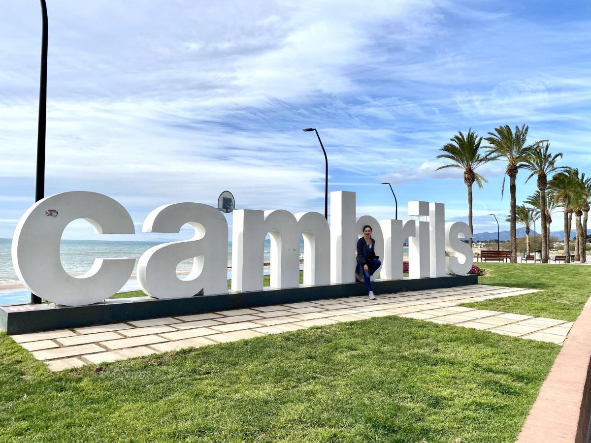 House In Front Of The Beach With Sea View Cambrils Exterior foto