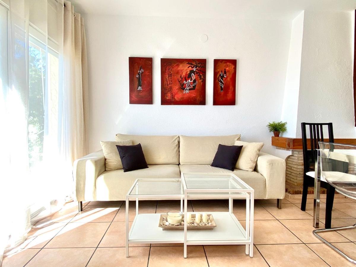 House In Front Of The Beach With Sea View Cambrils Exterior foto