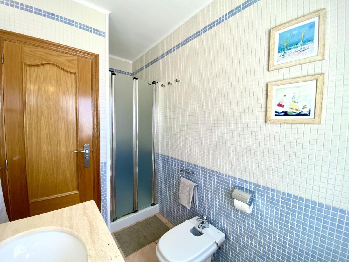 House In Front Of The Beach With Sea View Cambrils Exterior foto